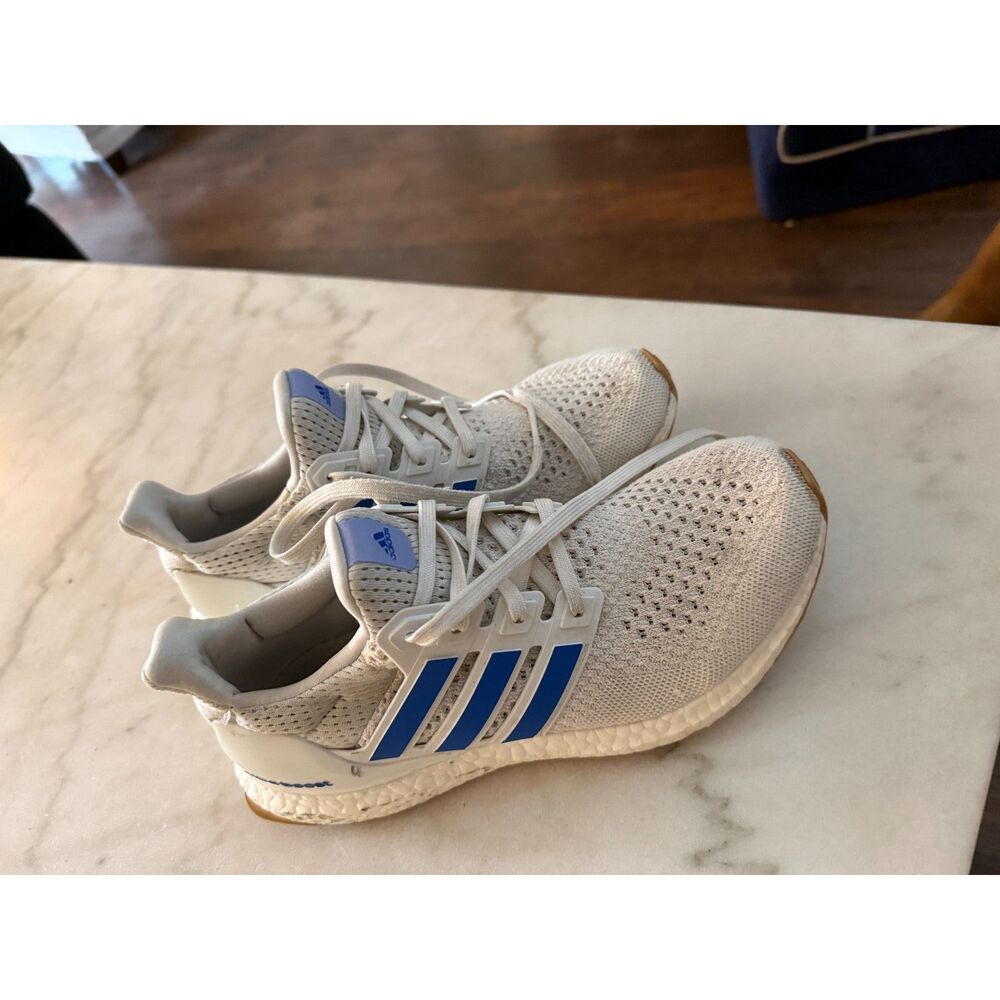 Adidas Ultraboost Women’s Size 8 Cream Blue Boost Running Shoes